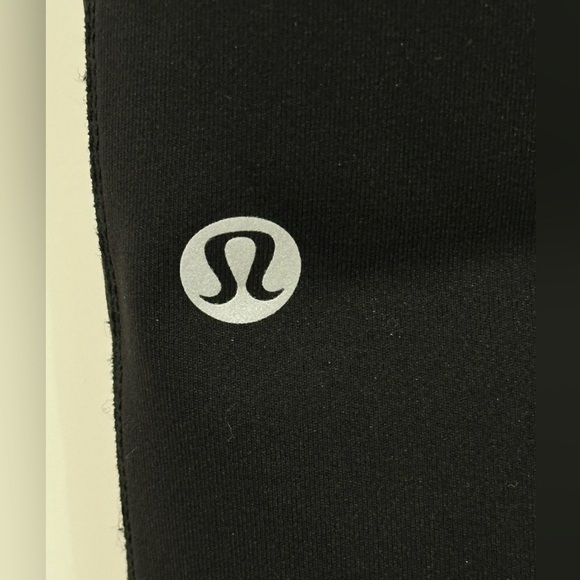 Lululemon Speed Up Crop Leggings 21” Black Side Pockets Mid Rise Size 2 Yoga - Picture 10 of 12
